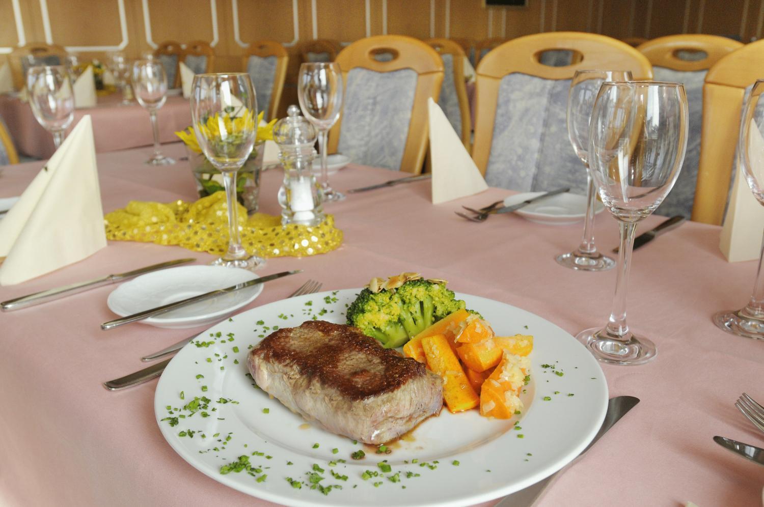 Hotel Landgasthof Kranz Hüfingen Buitenkant foto