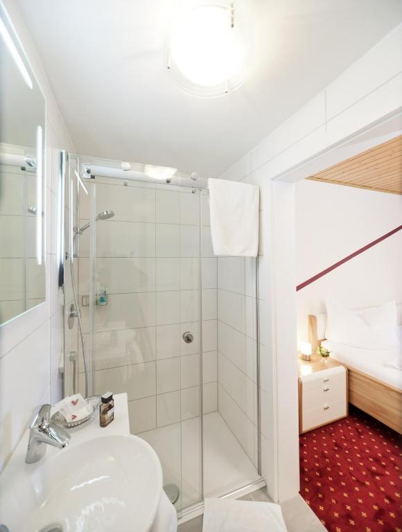 Hotel Landgasthof Kranz Hüfingen Buitenkant foto